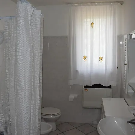 Casa Galoppa アパート トレビ